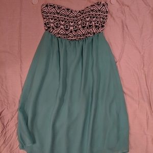 Vanity mint dress size medium